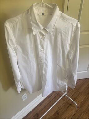UNIQLO Super Non Iron Men’s White Classic Button-Down Shirt